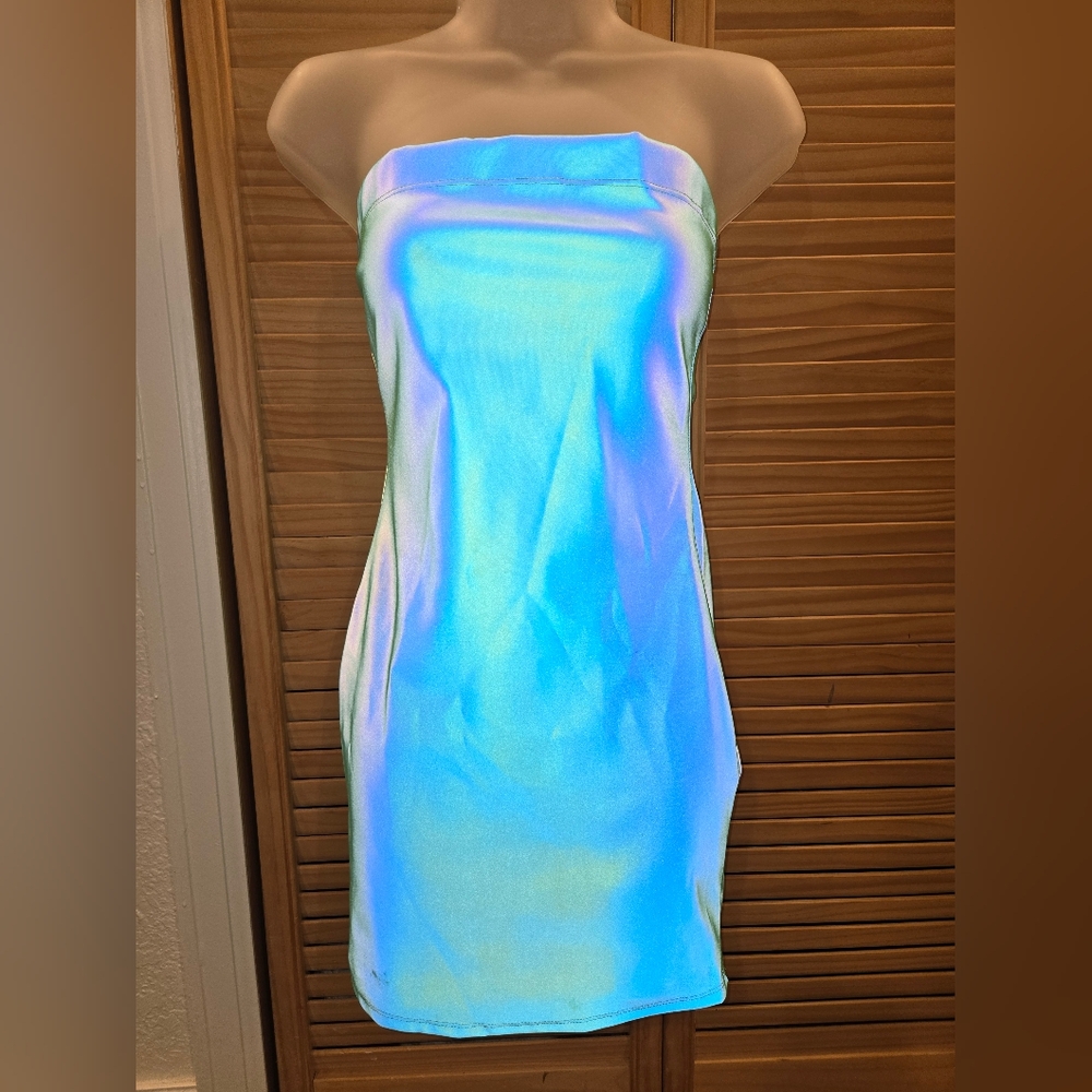 Vibrant Strapless Green Reflective Dress *Rave*